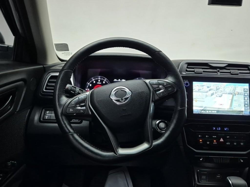 Ssangyong Tivoli - Vista 9