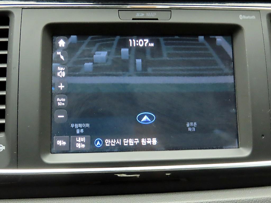 KIA Carnival - Vista 9