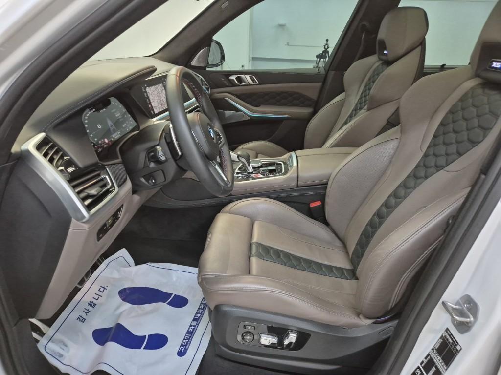 BMW X5M - Vista 11