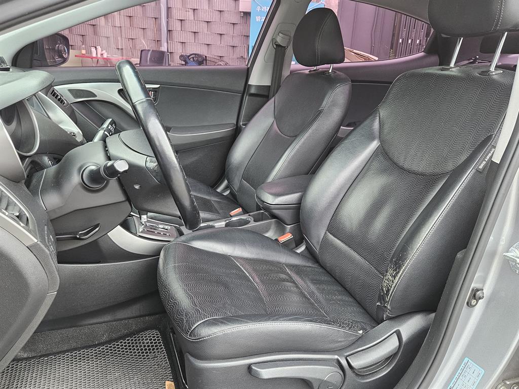 HYUNDAI Avante 2013 Gris - Importación desde Corea - HF Imports Iquique - Foto 14