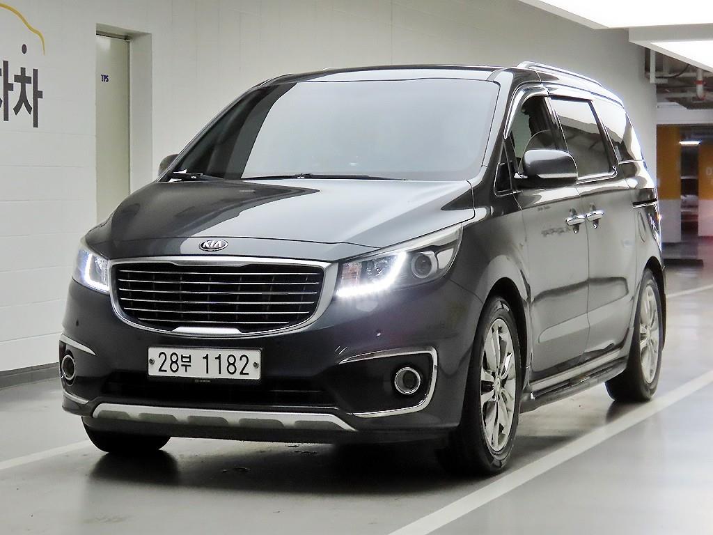 KIA Carnival - Vista 2
