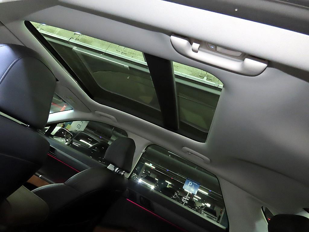 HYUNDAI Grandeur 2023 Blanco - Importación desde Corea - HF Imports Iquique - Foto 15