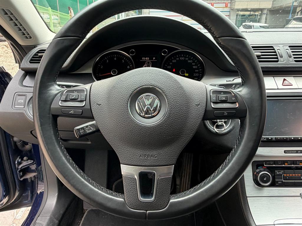 Volkswagen CC - Vista 9
