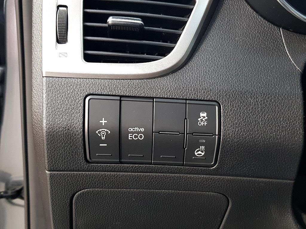 HYUNDAI i30 - Vista 12
