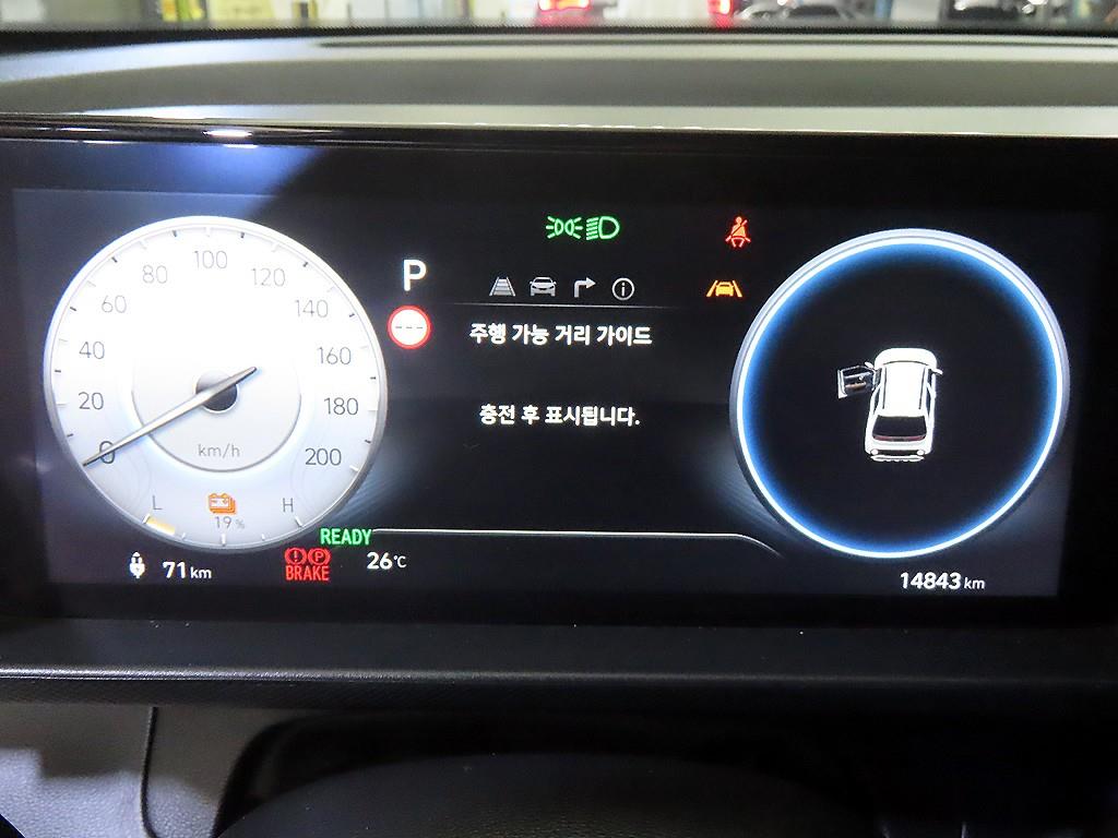 HYUNDAI Casper - Vista 9