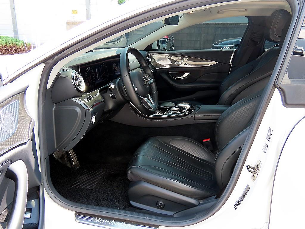 Mercedes Benz CLS Class - Vista 5