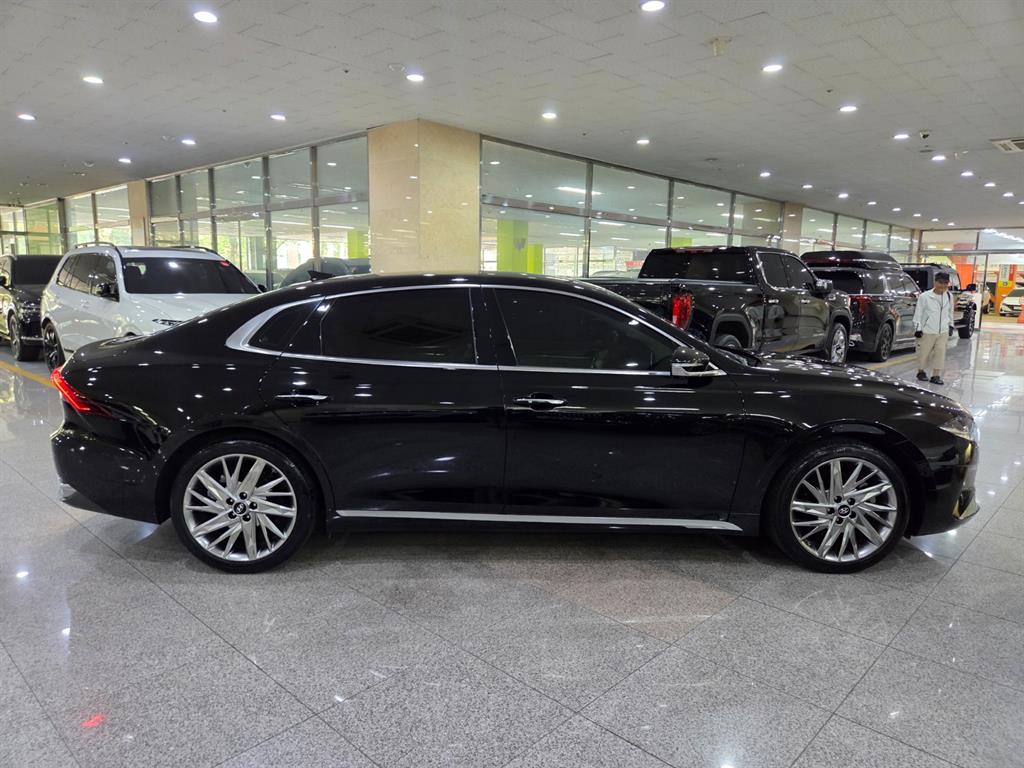 HYUNDAI Grandeur - Vista 5