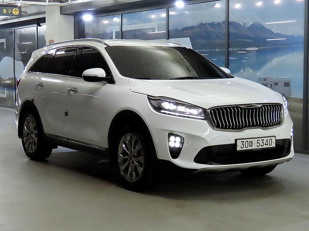 KIA Sorento 2018 Blanco - Importación desde Corea - HF Imports Iquique - Foto 1