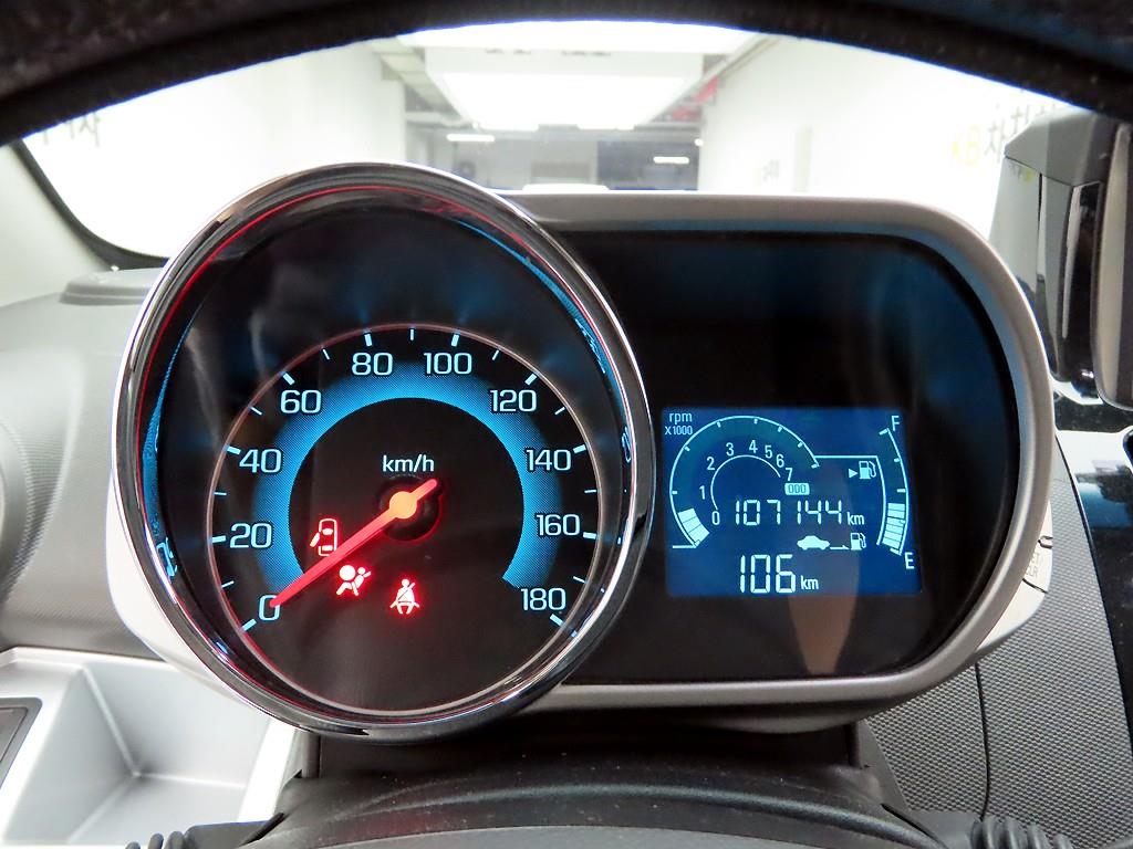Chevrolet Spark - Vista 5