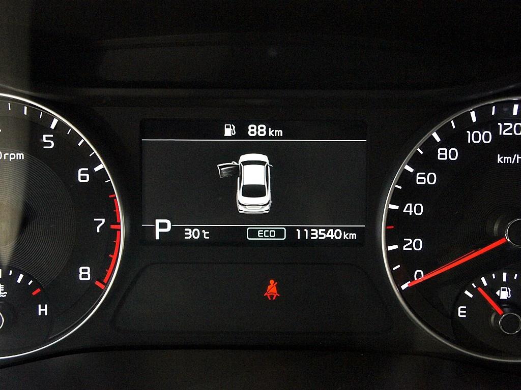 KIA K3 2019 Blanco - Importación desde Corea - HF Imports Iquique - Foto 9