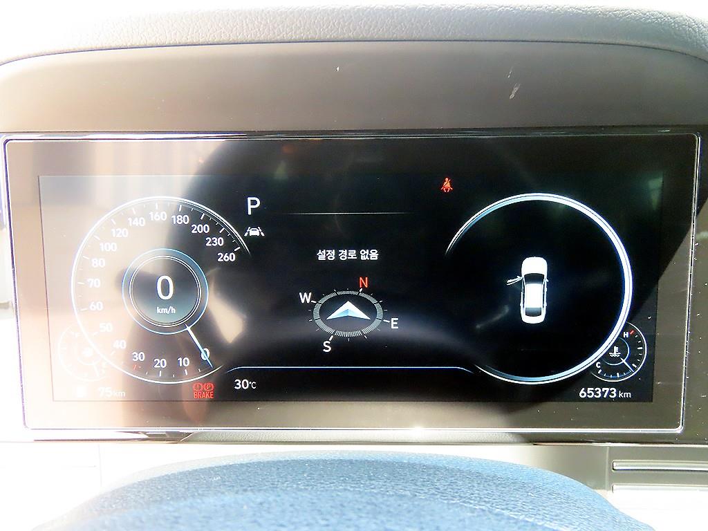 HYUNDAI Grandeur - Vista 9
