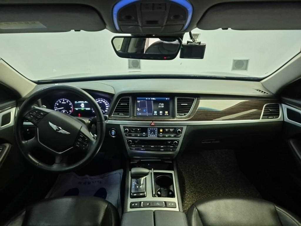 Genesis G80 - Vista 7