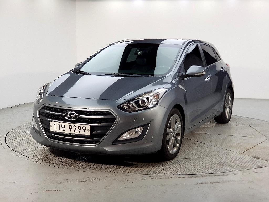 HYUNDAI i30 2016 Plateado - Importación desde Corea - HF Imports Iquique - Foto 1