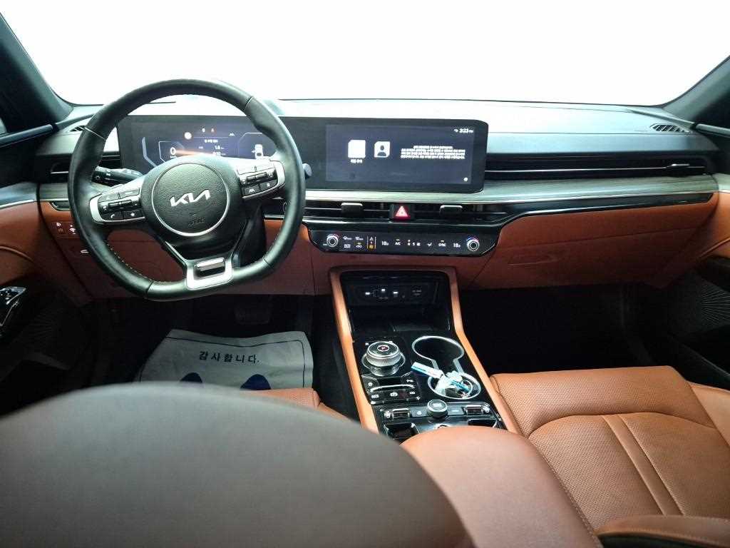 KIA K5 - Vista 7