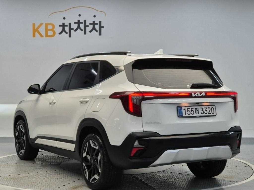 KIA Seltos - Vista 2