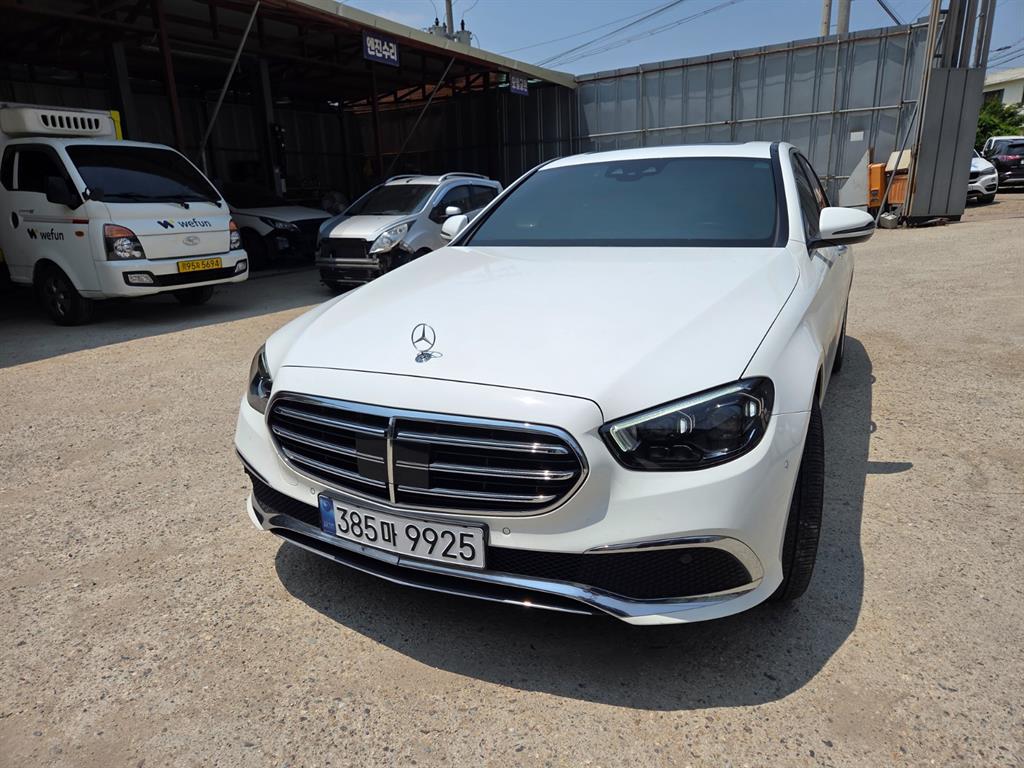 Mercedes Benz E class 2021 Blanco - Importación desde Corea - HF Imports Iquique - Foto 1