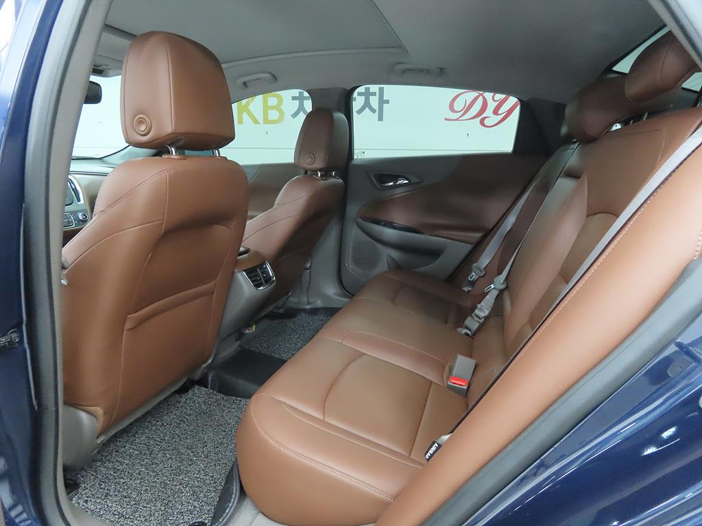 Chevrolet Malibu - Vista 6