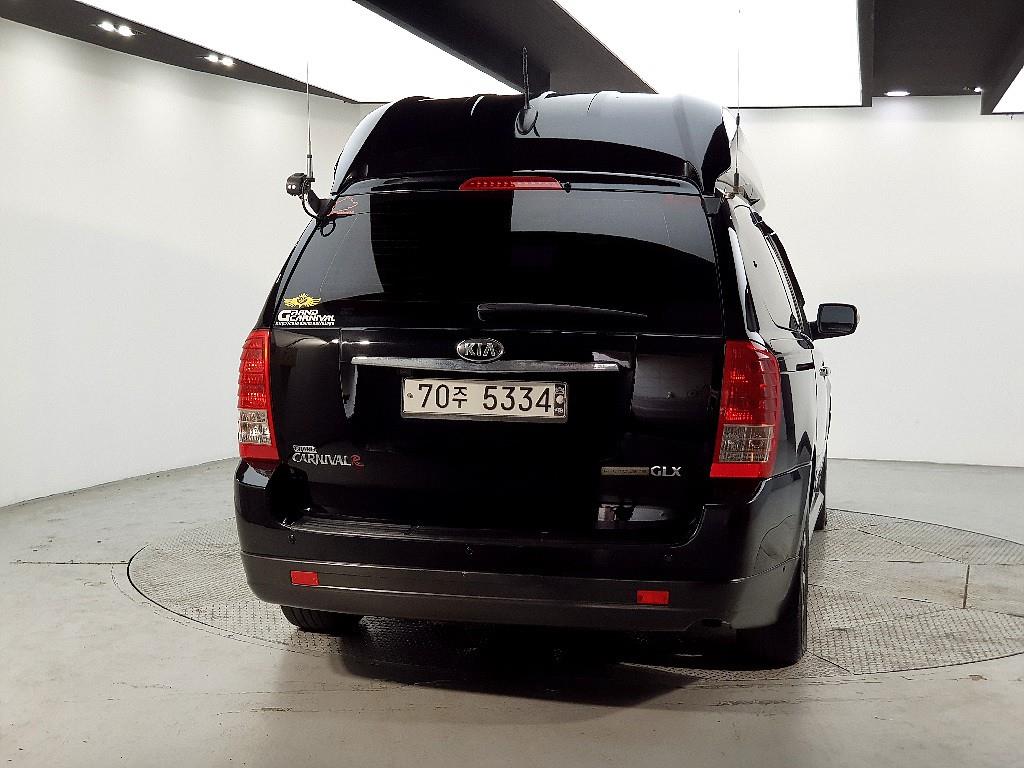 KIA Carnival - Vista 3
