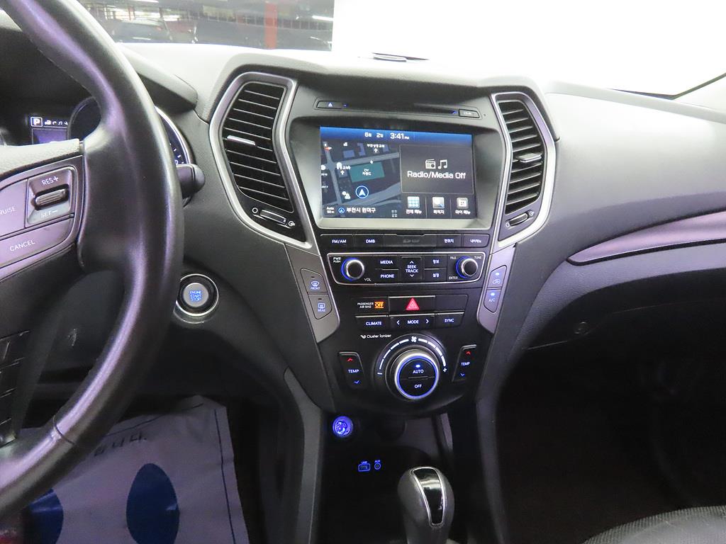 HYUNDAI Santa Fe - Vista 10