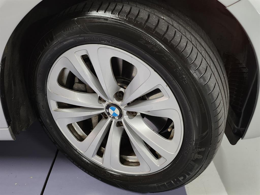 BMW Gran Turismo 2011 Plateado - Importación desde Corea - HF Imports Iquique - Foto 13