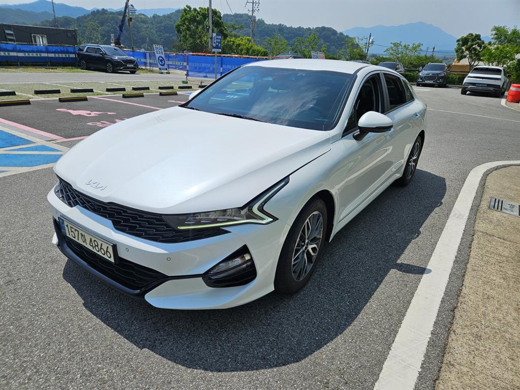 KIA K5 - Vista 3