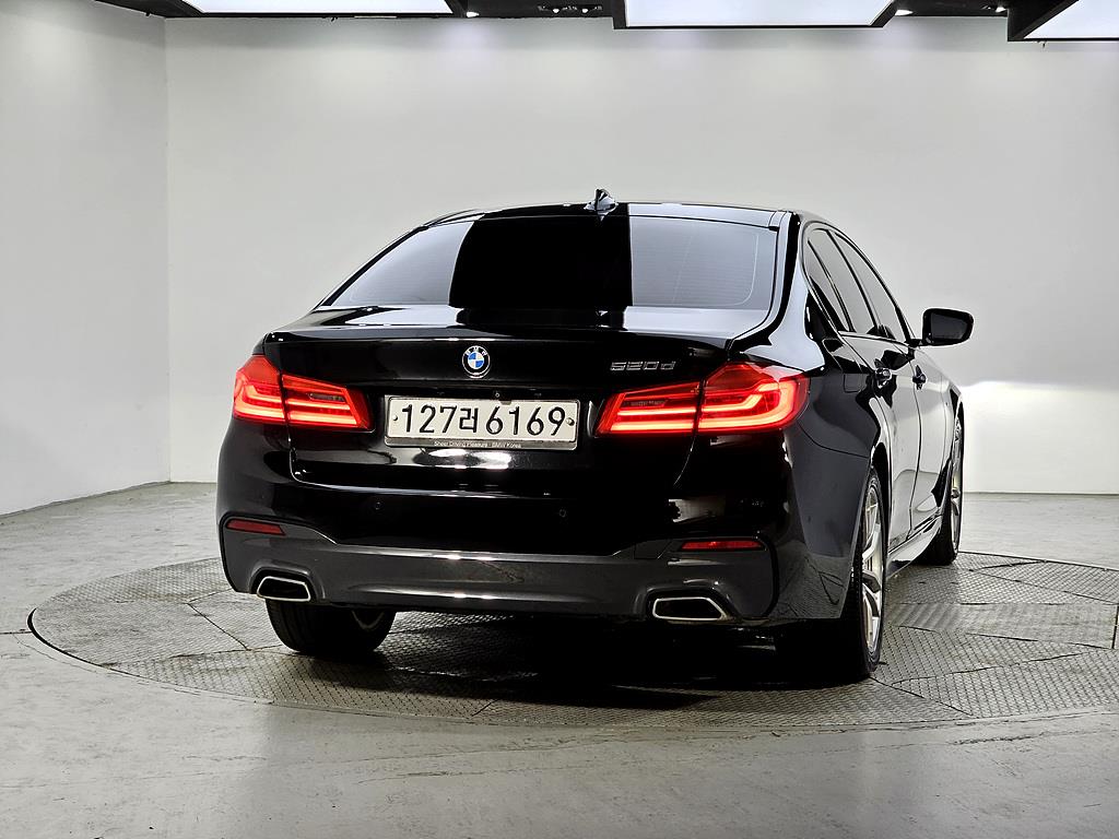 BMW 5 Series - Vista 3