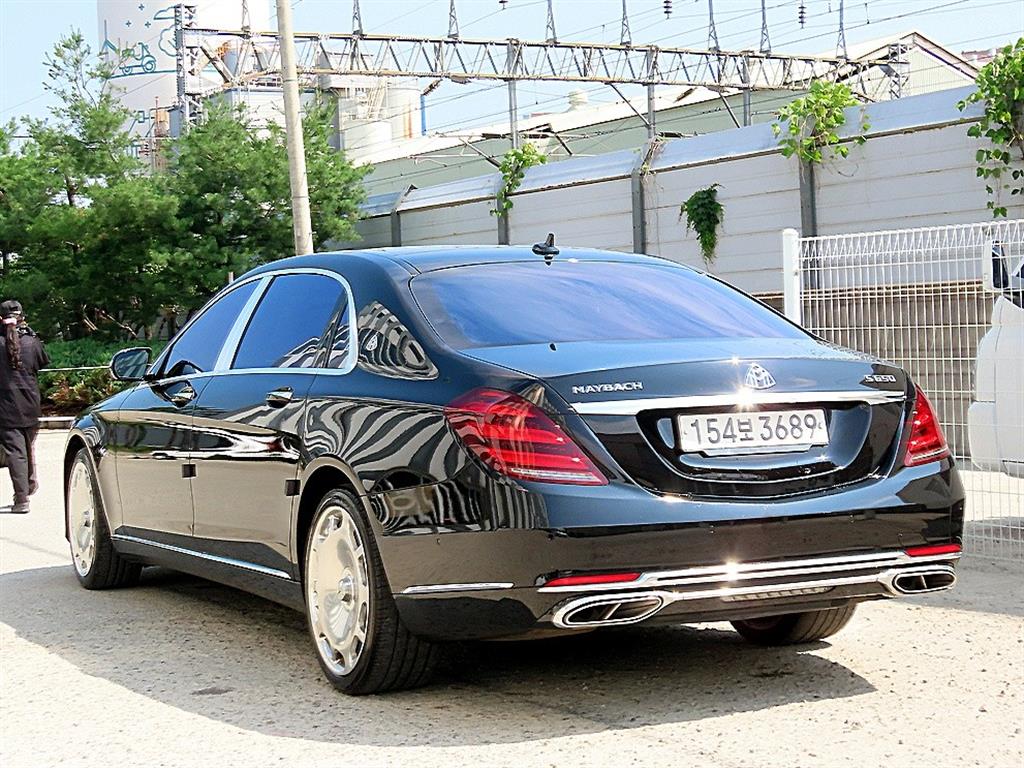 Mercedes Benz S Class - Vista 3