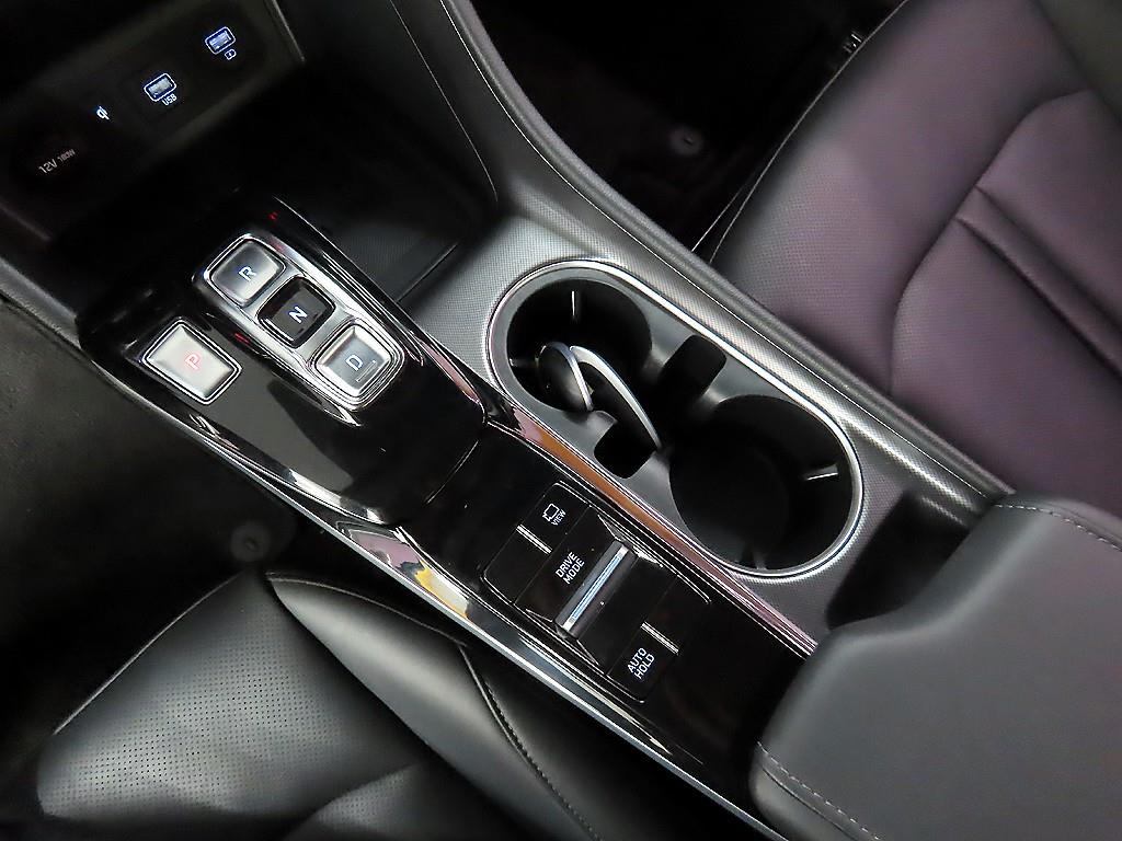 HYUNDAI Sonata - Vista 10
