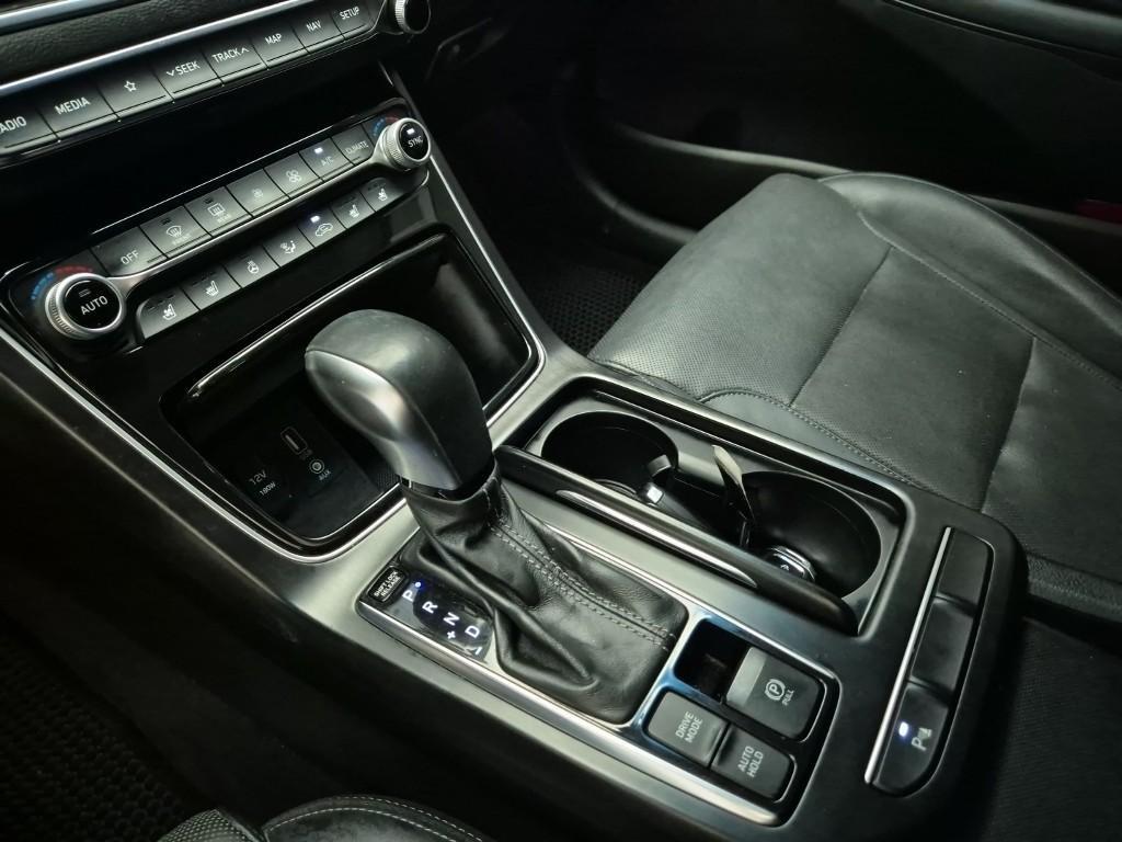 HYUNDAI Grandeur - Vista 8