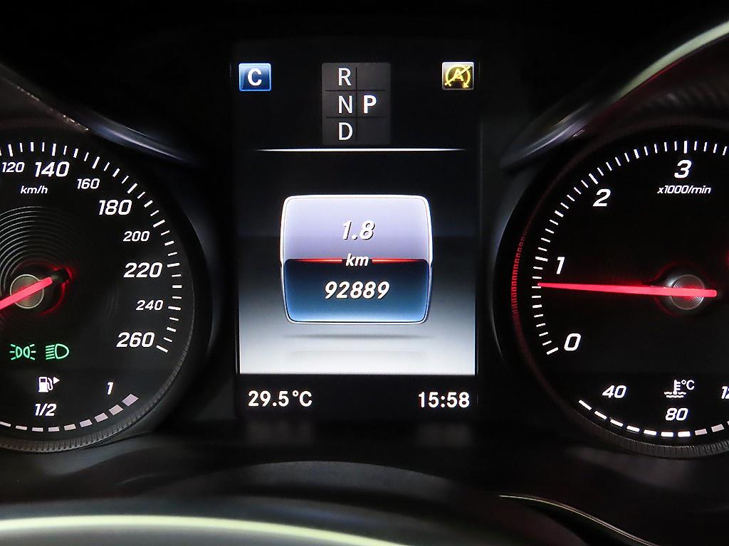 Mercedes Benz C Class - Vista 9