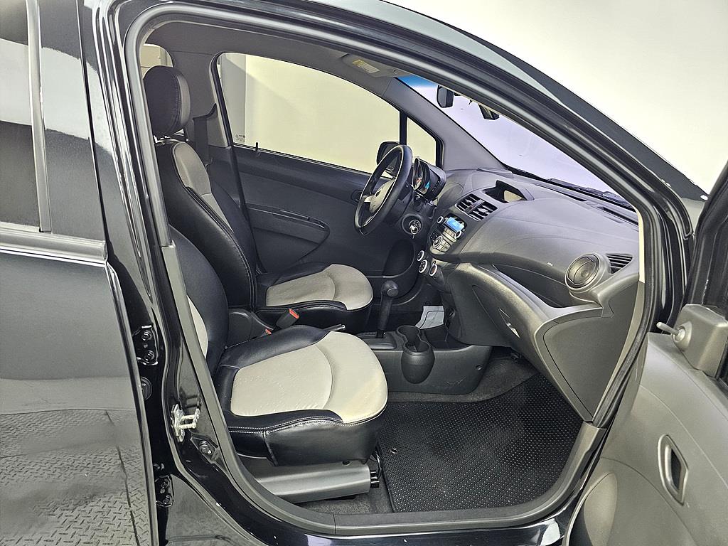 Chevrolet Spark - Vista 11