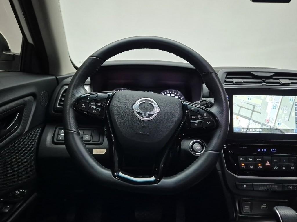 Ssangyong Tivoli - Vista 9