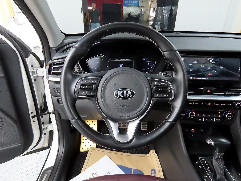 KIA Niro - Vista 9
