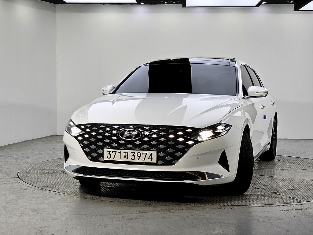 HYUNDAI Grandeur - Vista 2