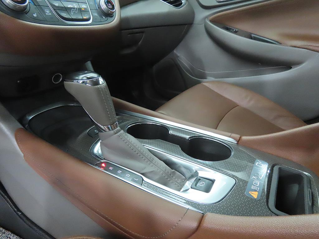 Chevrolet Malibu - Vista 11