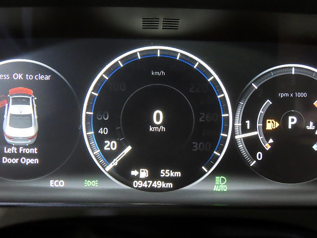 Jaguar XF - Vista 9