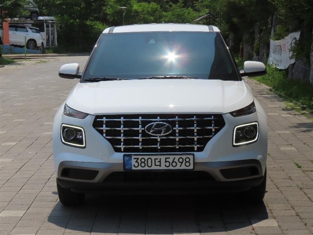 HYUNDAI Venue 2022 - Importación desde Corea - HF Imports Iquique - Foto 1