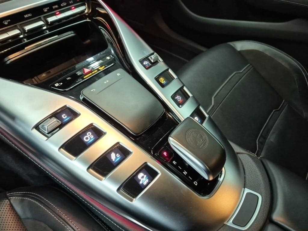 Mercedes Benz AMG GT - Vista 8