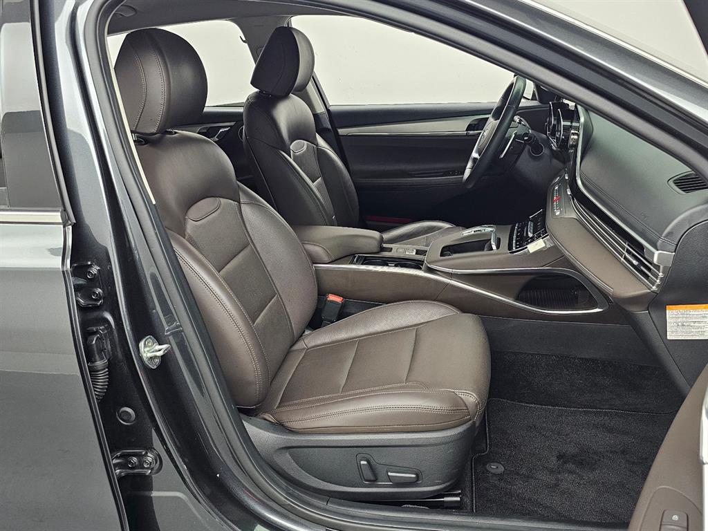 HYUNDAI Grandeur - Vista 10