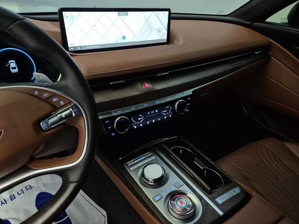 Genesis G80 - Vista 10