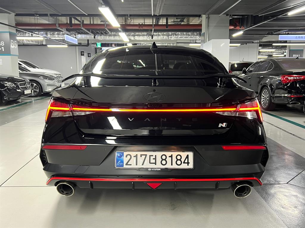 HYUNDAI Avante - Vista 7