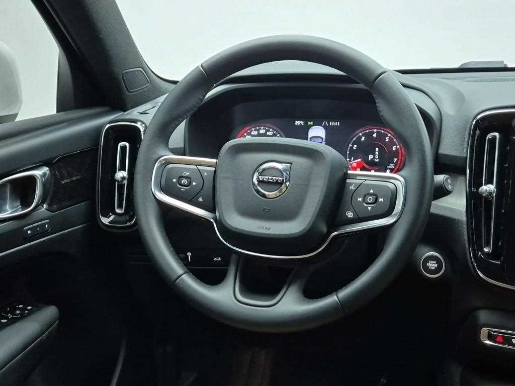 Volvo XC40 - Vista 8