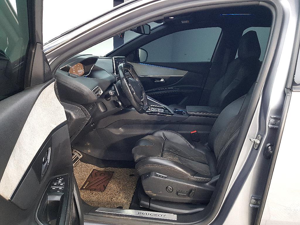Peugeot 5008 - Vista 8