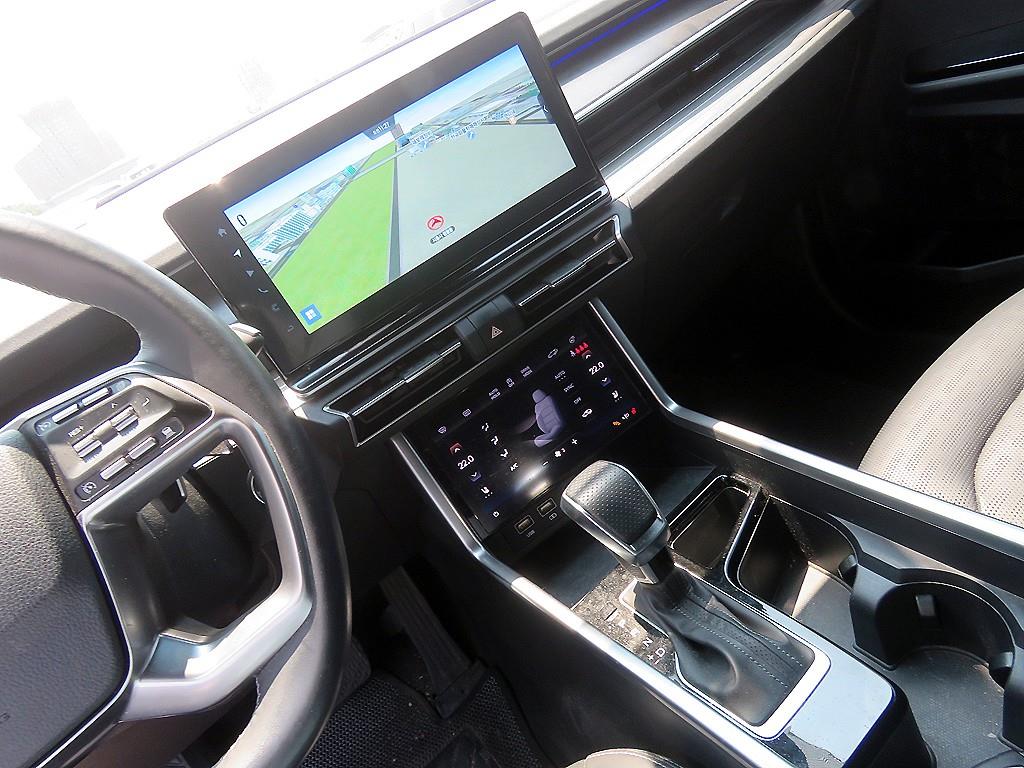 Ssangyong Torres - Vista 11