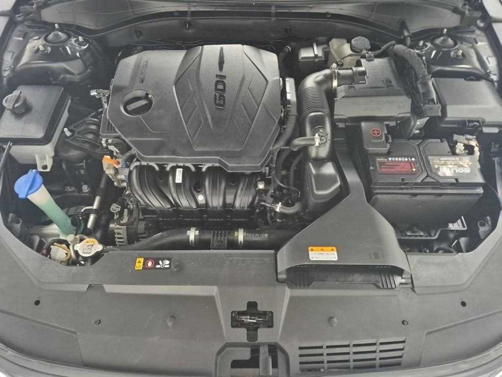 HYUNDAI Grandeur - Vista 5