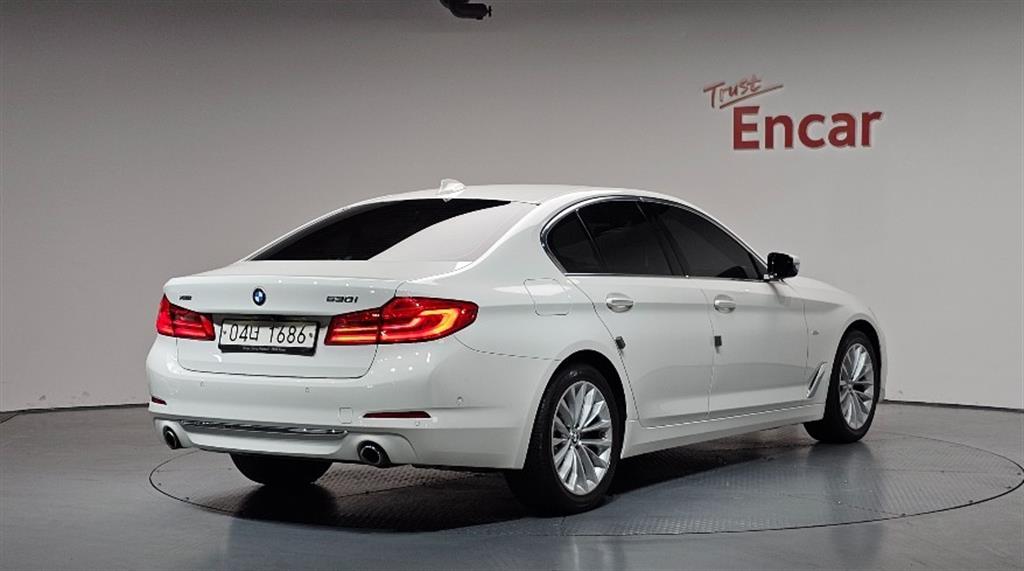 BMW 5 Series - Vista 2