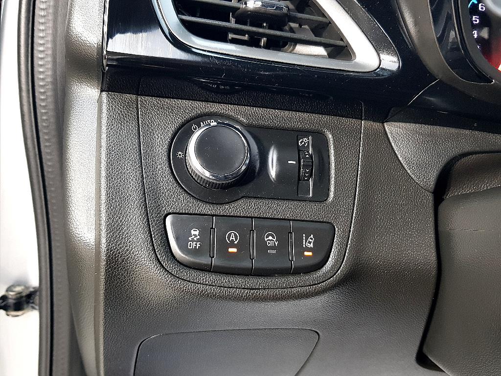 Chevrolet Spark - Vista 11