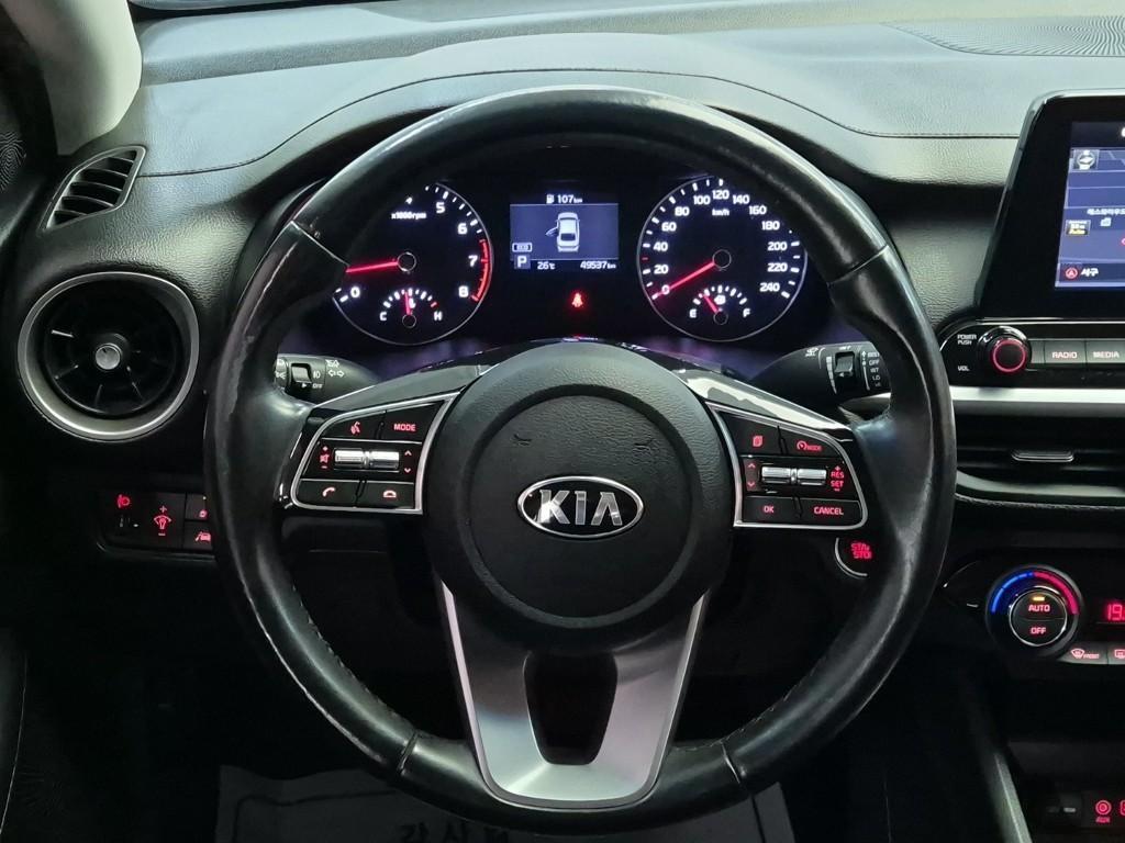 KIA K3 - Vista 9