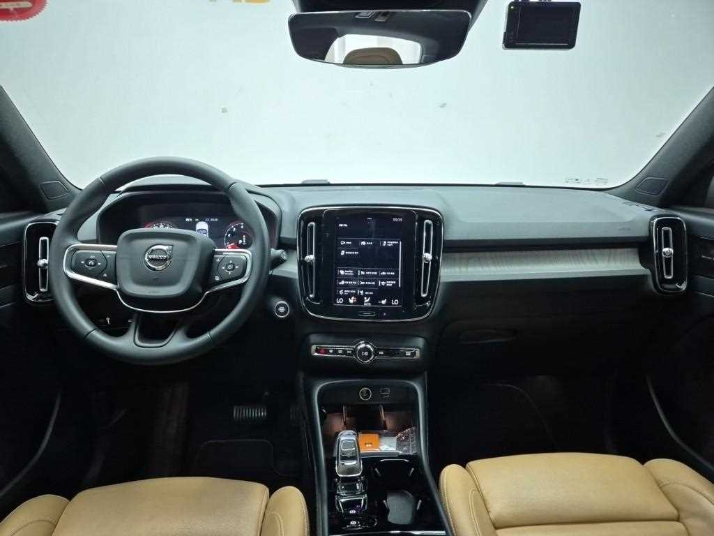 Volvo XC40 - Vista 6