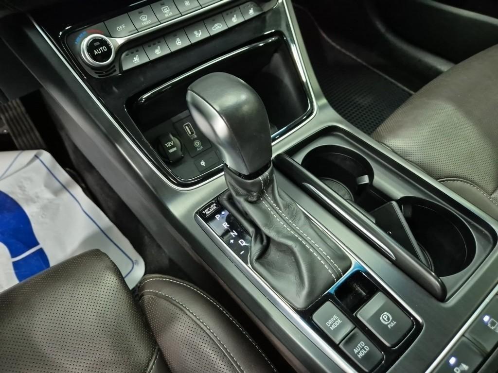 HYUNDAI Grandeur - Vista 8